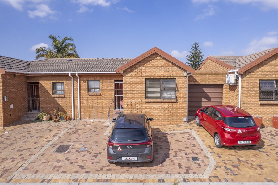 3 Bedroom Property for Sale in Amandelrug Western Cape